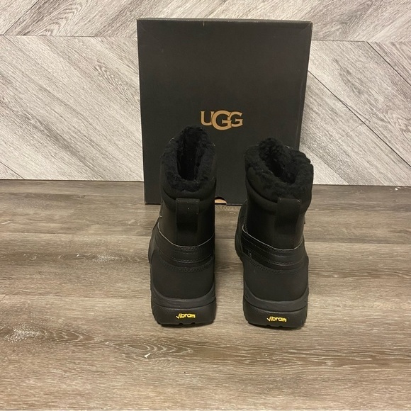UGG | Men’s Felton Black WaterProof Leather Snow Boots NEW main image 13